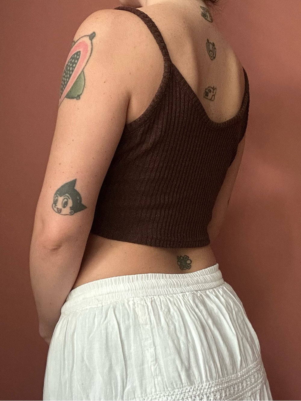 Brown ribbed crop top - Picture 3 of 4